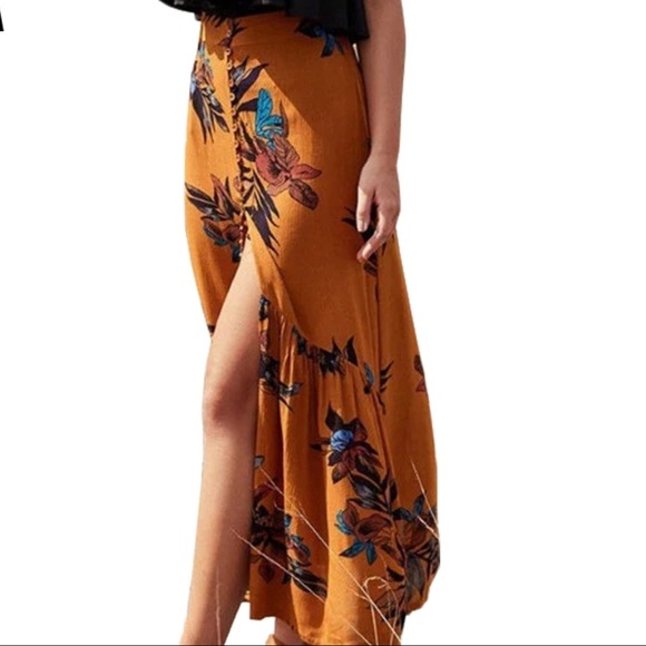 Button-up Maxi Skirt - Picture 7 of 8